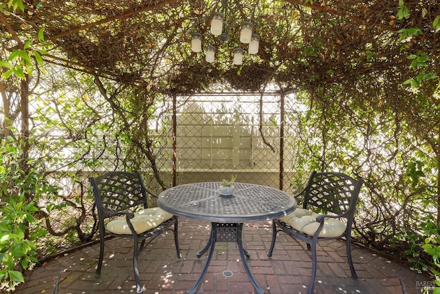406 Franklin St, Napa, CA 94559 - view of patio with outdoor dining space