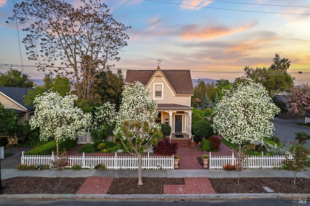 406 Franklin St, Napa, CA 94559 - view of front of house with a fenced front yard and covered porch