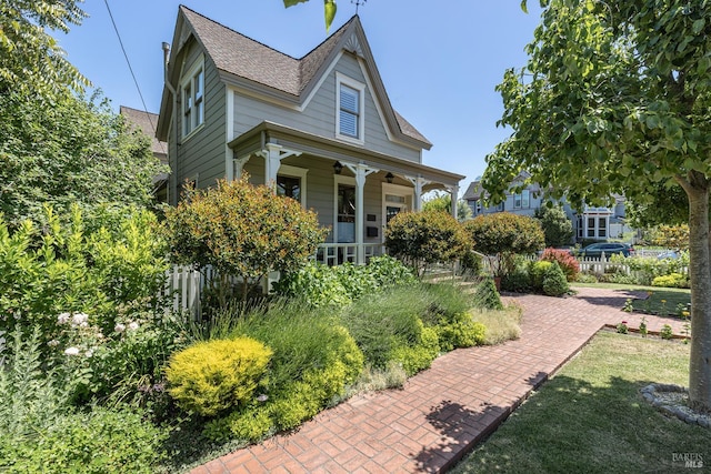 406 Franklin St, Napa, CA 94559 - victorian house featuring a shingled roof and covered porch