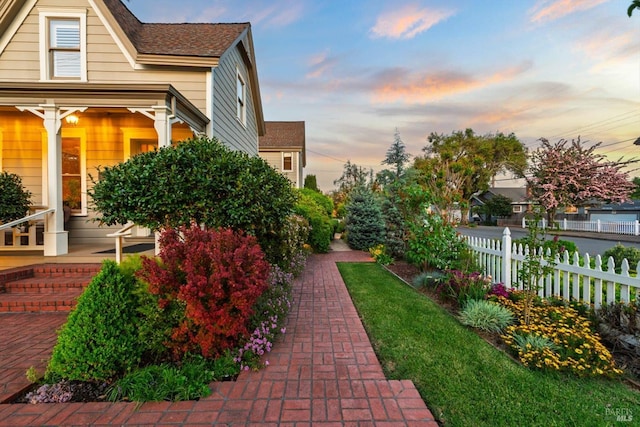 406 Franklin St, Napa, CA 94559 - yard at dusk featuring covered porch