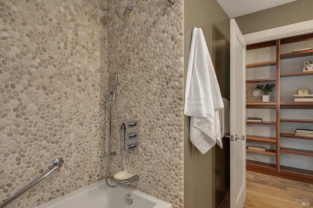 260 Geysers Rd, Cloverdale, CA 95425 - full bath with washtub / shower combination and wood finished floors