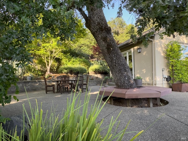 260 Geysers Rd, Cloverdale, CA 95425 - view of patio / terrace featuring outdoor dining area