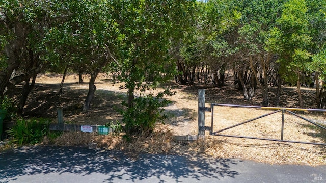 2235 Juniperberry Dr, San Rafael, CA 94903 - view of gate