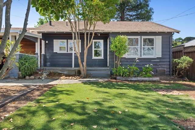 1012 Mcnear Ave, Petaluma, CA 94952 - view of bungalow-style house