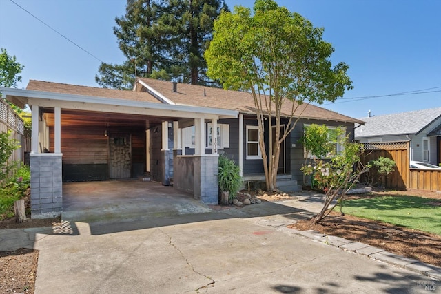 1012 Mcnear Ave, Petaluma, CA 94952 - ranch-style house with driveway and a porch