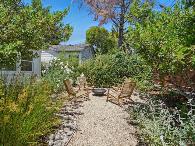 9 Park St, San Rafael, CA 94901 - view of yard with a fire pit