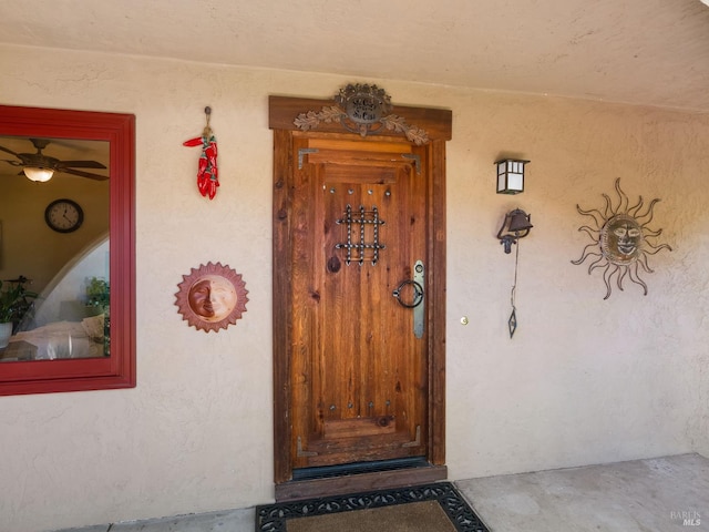 1010 Easum Dr, Napa, CA 94558 - doorway to property with stucco siding and a porch