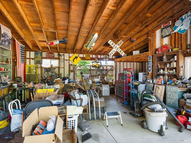 1010 Easum Dr, Napa, CA 94558 - view of garage
