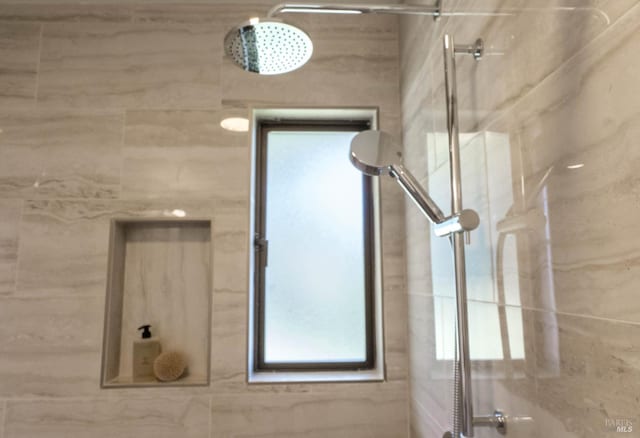 34 Laurel Dr, Corte Madera, CA 94925 - full bath with a tile shower