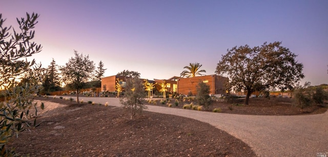 1090 1st Ave Unit A, Napa, CA 94558 - view of yard at dusk