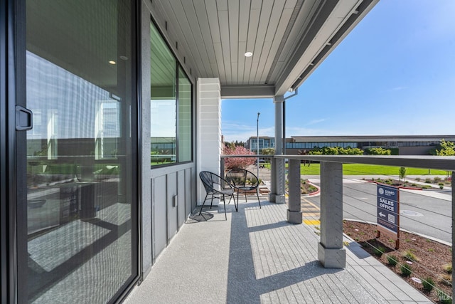1480 Waterside Ln, Rohnert Park, CA 94928 - view of balcony