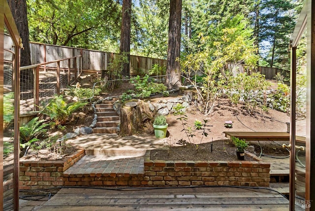 192 Carson Rd, Woodacre, CA 94973 - fenced backyard with stairs