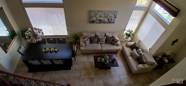 2813 Rockridge Dr, Fairfield, CA 94534 - living area with baseboards