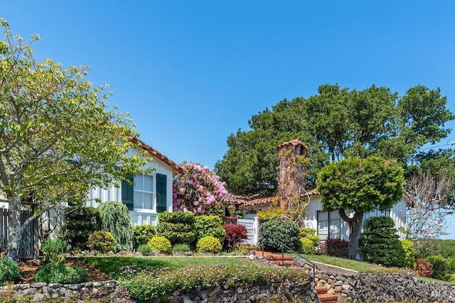 4 Cloud View Cir, Sausalito, CA 94965 - view of obstructed view of property