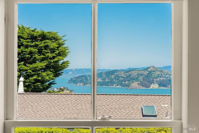 4 Cloud View Cir, Sausalito, CA 94965 - water view featuring a mountain backdrop
