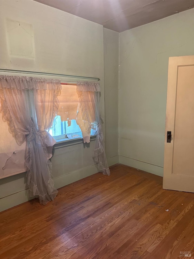 718 Monterey St, Vallejo, CA 94590 - spare room featuring wood finished floors