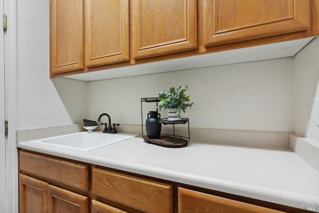 602 Summerset Dr, Rio Vista, CA 94571 - washroom with a sink