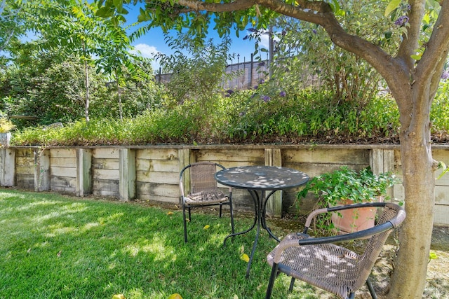 602 Summerset Dr, Rio Vista, CA 94571 - view of green lawn