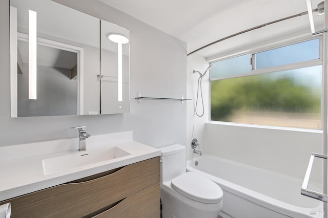 320 Via Casitas Unit 109, Greenbrae, CA 94904 - full bathroom featuring toilet, vanity, and tub / shower combination