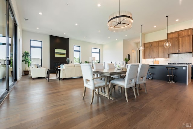 3704 Llyn Glaslyn Pl, Santa Rosa, CA 95403 - dining space with recessed lighting and dark wood-style flooring