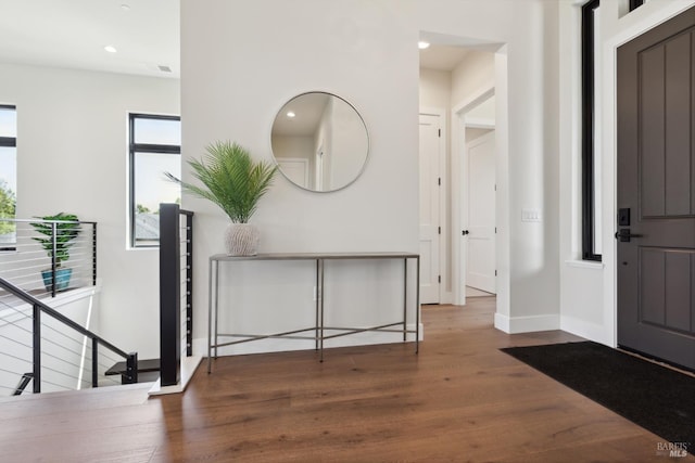 3704 Llyn Glaslyn Pl, Santa Rosa, CA 95403 - entryway featuring wood finished floors, baseboards, and recessed lighting