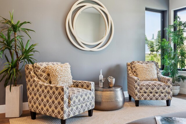 3704 Llyn Glaslyn Pl, Santa Rosa, CA 95403 - living area with wood finished floors
