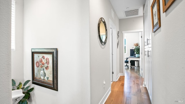 1212 Del Rancho Way, Petaluma, CA 94954 - hall with light wood-style flooring and baseboards