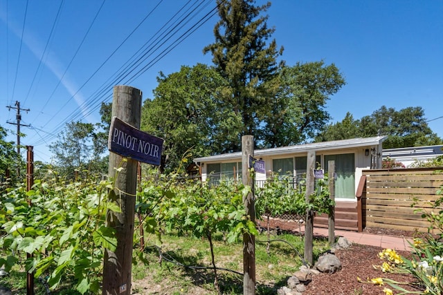 10 Waldruhe Hts, Glen Ellen, CA 95442 - view of front of property