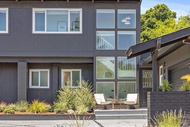 2647 Heatherstone Dr, San Rafael, CA 94903 - view of back of house