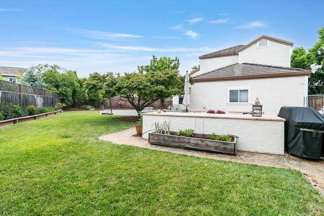 809 Muscat Ct, Petaluma, CA 94954 - view of yard featuring a garden
