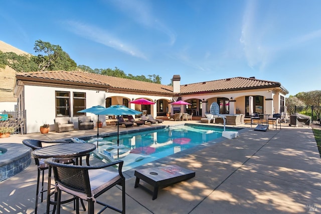 1745 Durbin Ln, Fairfield, CA 94534 - view of swimming pool featuring a patio area and an outdoor hangout area