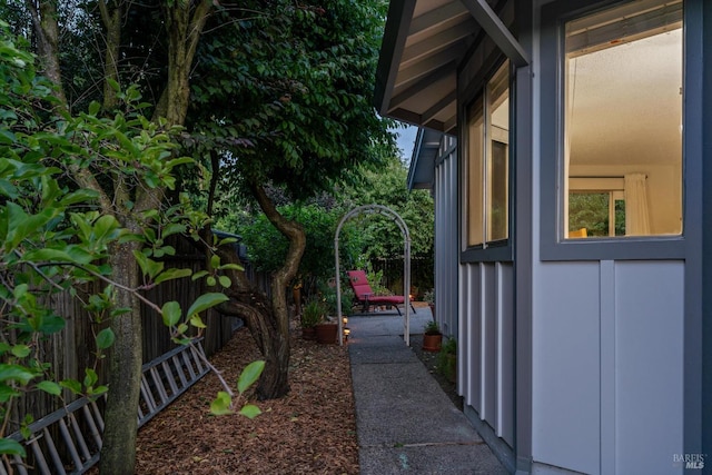 2010 Caulfield Ln, Petaluma, CA 94954 - view of side of home with a patio area