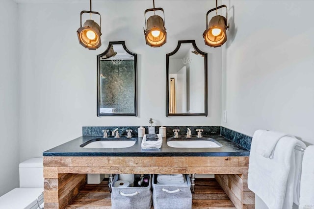 1005 Valley View St, Saint Helena, CA 94574 - bathroom with double vanity