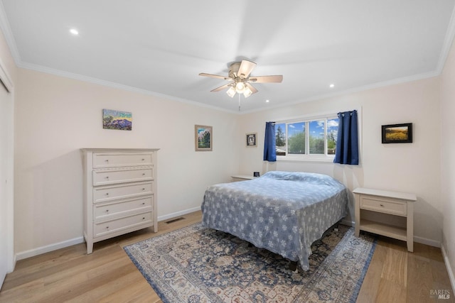3524 Cascade St, Napa, CA 94558 - bedroom with light wood-style flooring, baseboards, crown molding, recessed lighting, and a ceiling fan