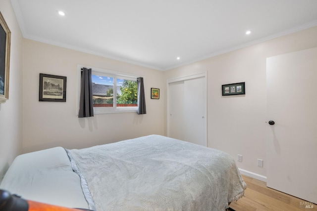 3524 Cascade St, Napa, CA 94558 - bedroom featuring light wood-type flooring, recessed lighting, ornamental molding, baseboards, and a closet