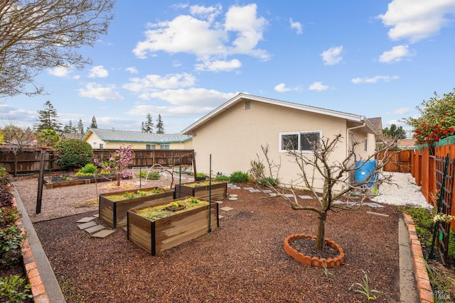 3524 Cascade St, Napa, CA 94558 - fenced backyard featuring a vegetable garden