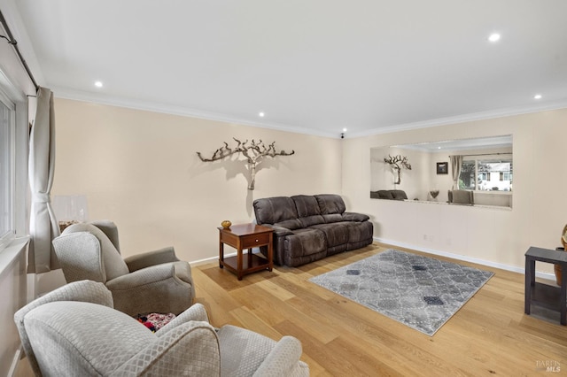 3524 Cascade St, Napa, CA 94558 - living room featuring wood finished floors, recessed lighting, crown molding, and baseboards