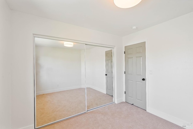 2752 Hillview Dr, Fairfield, CA 94534 - unfurnished bedroom featuring carpet, baseboards, and a closet