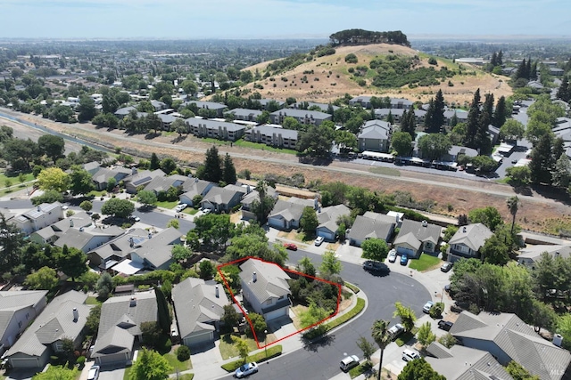 2752 Hillview Dr, Fairfield, CA 94534 - aerial view of residential area featuring property parcel outlined
