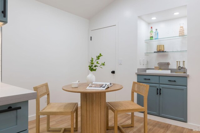 90 George Ln, Sausalito, CA 94965 - dining space featuring light wood-style floors, recessed lighting, and lofted ceiling