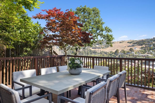 84 Eastview Ave, Tiburon, CA 94920 - wooden terrace with outdoor dining space