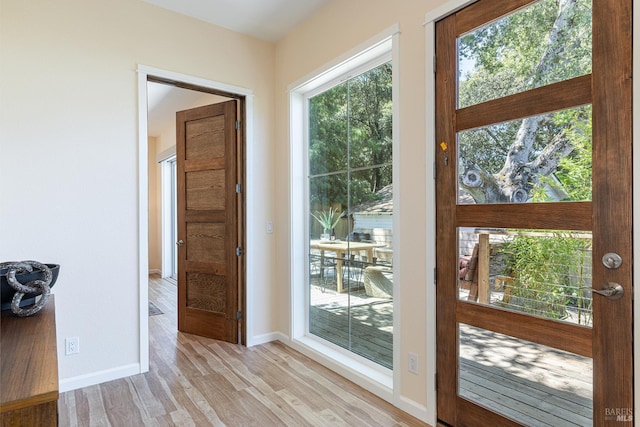 660 S Main St, Sebastopol, CA 95472 - doorway with light wood finished floors and baseboards