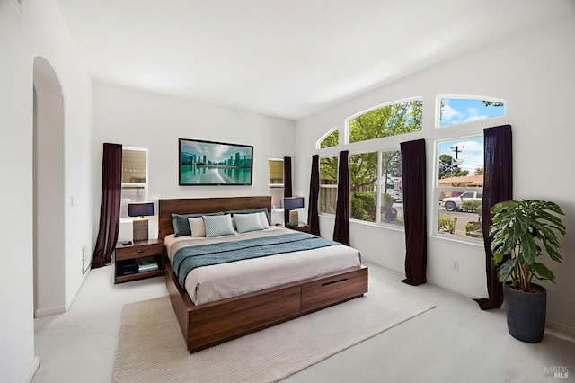 1142 Kellogg St, Suisun City, CA 94585 - carpeted bedroom with arched walkways