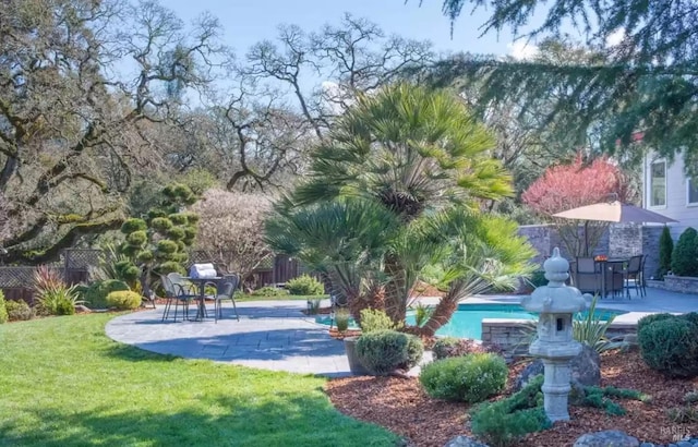 4588 Bennett Valley Rd, Santa Rosa, CA 95404 - view of property's community with a patio