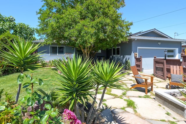 480 Via Del Plano, Novato, CA 94949 - view of yard with an attached garage