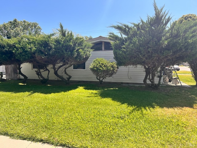 423 Gardiner Way, Rio Vista, CA 94571 - view of green lawn