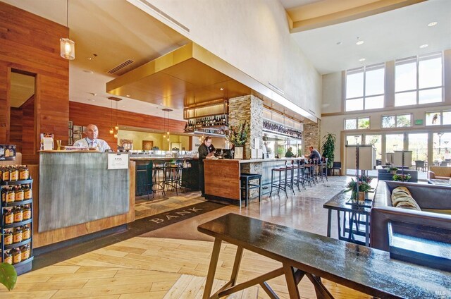 1314 Mckinstry St Unit 2008, Napa, CA 94559 - reception area with a towering ceiling