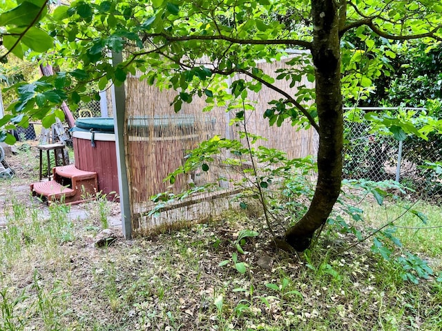 9826 Meadow Dr, Cobb, CA 95426 - view of yard featuring a hot tub