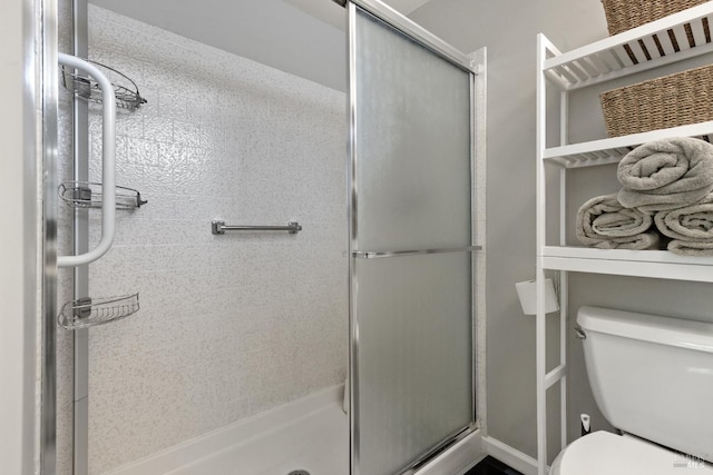 6518 Meadowgreen Pl, Santa Rosa, CA 95409 - full bath featuring a stall shower and toilet