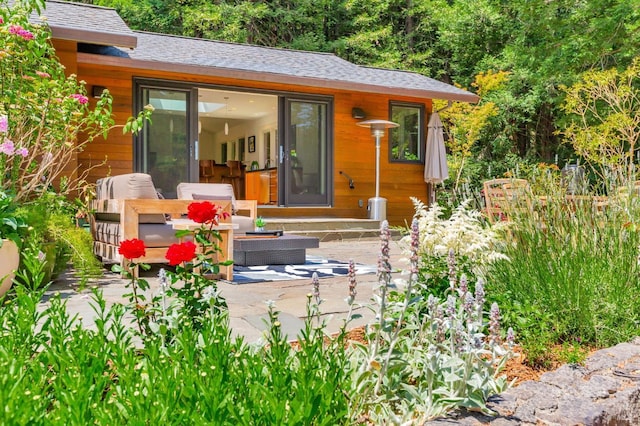 3 Wainwright Pl, Mill Valley, CA 94941 - rear view of house featuring a patio and a shingled roof